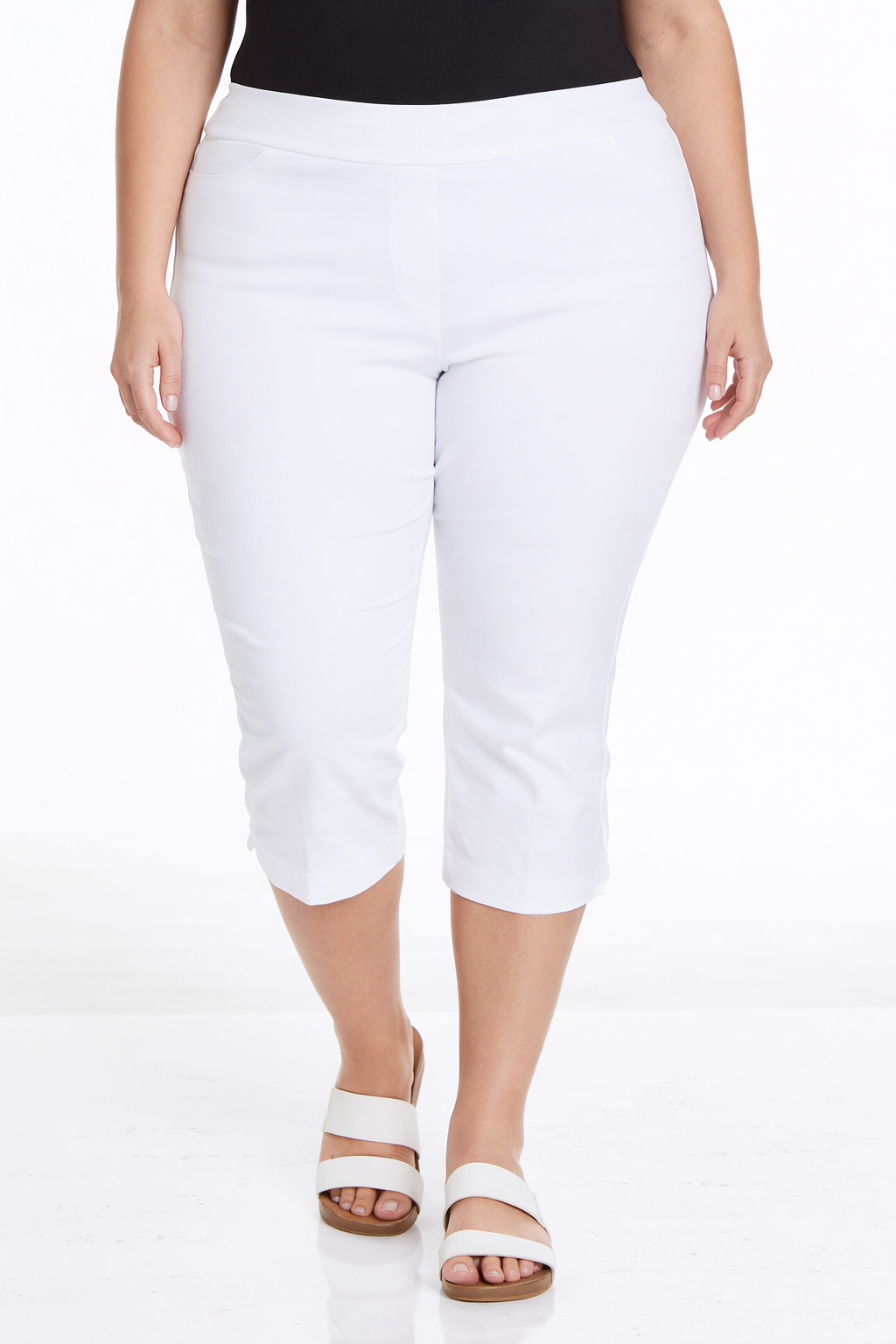 Plus Size White Pull On Capri Pants With Pockets