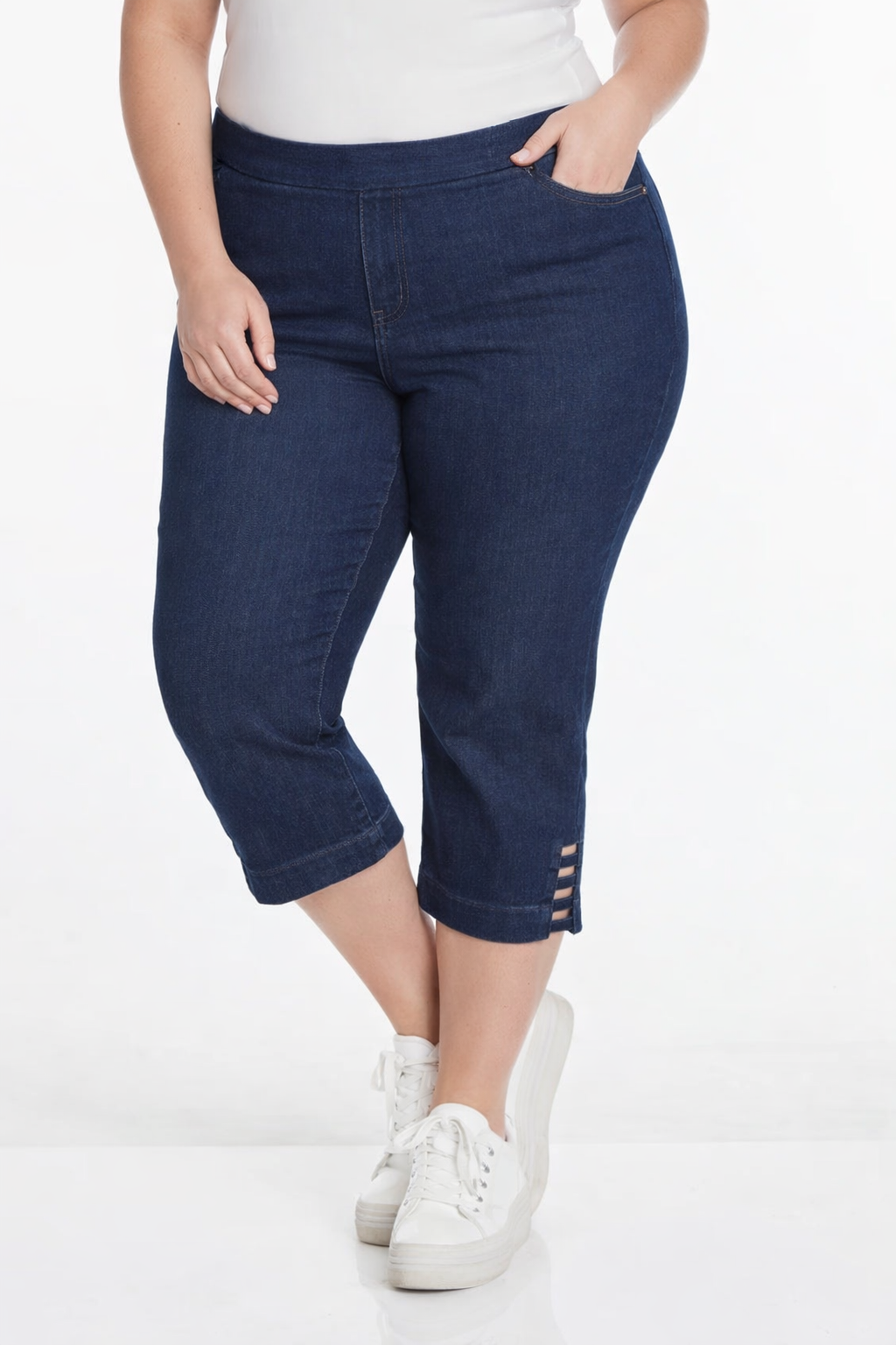 Plus Size Denim Crop Jeans with Pockets & Strap Hem Vents