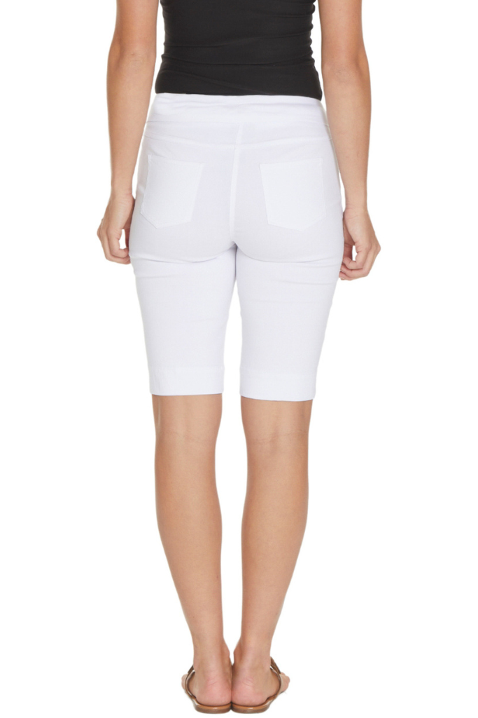 Plus Size White Pull On Walking Shorts with Pockets