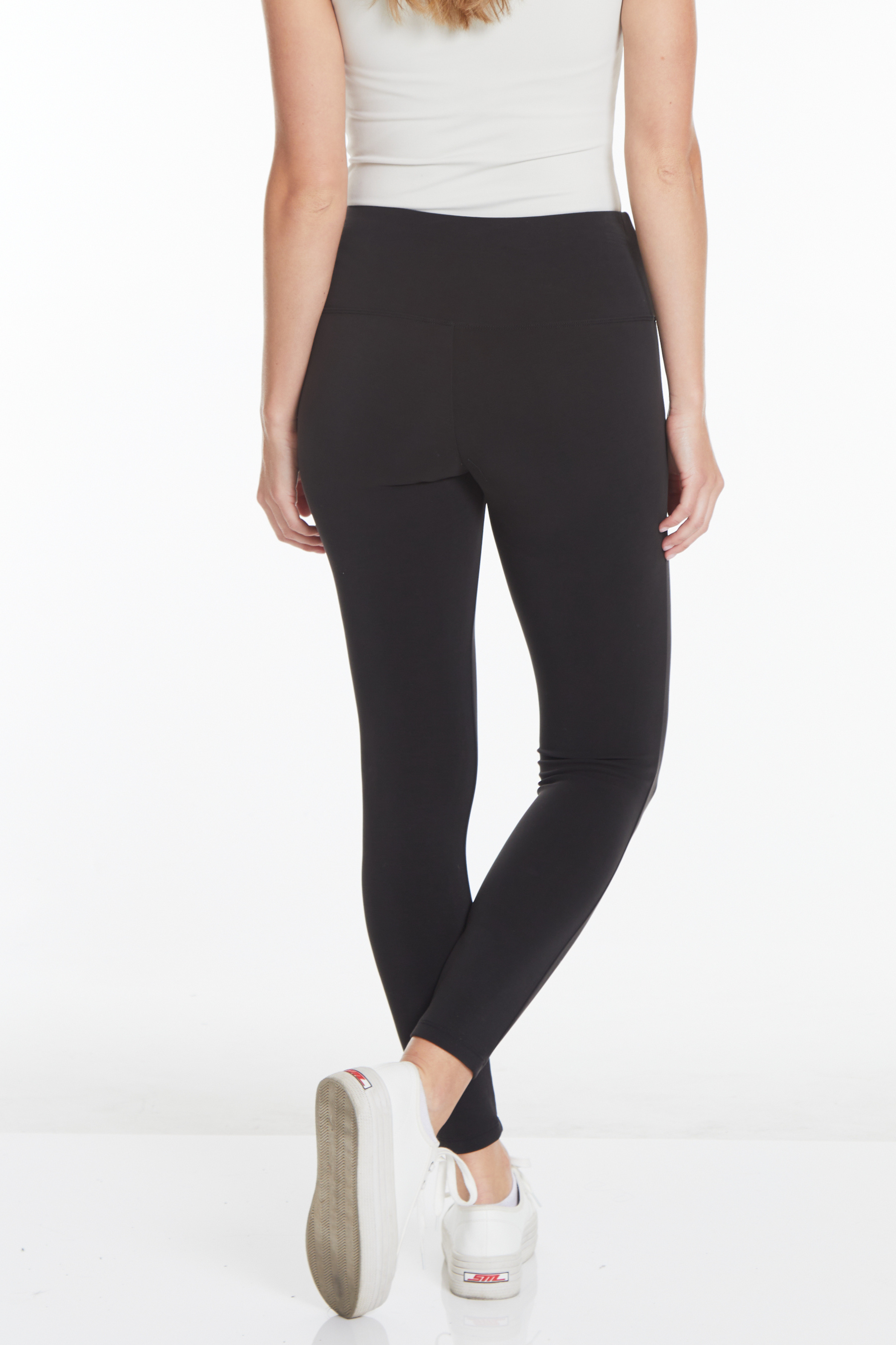 Plus Size Black Wide Band Pull-On Ankle Legging