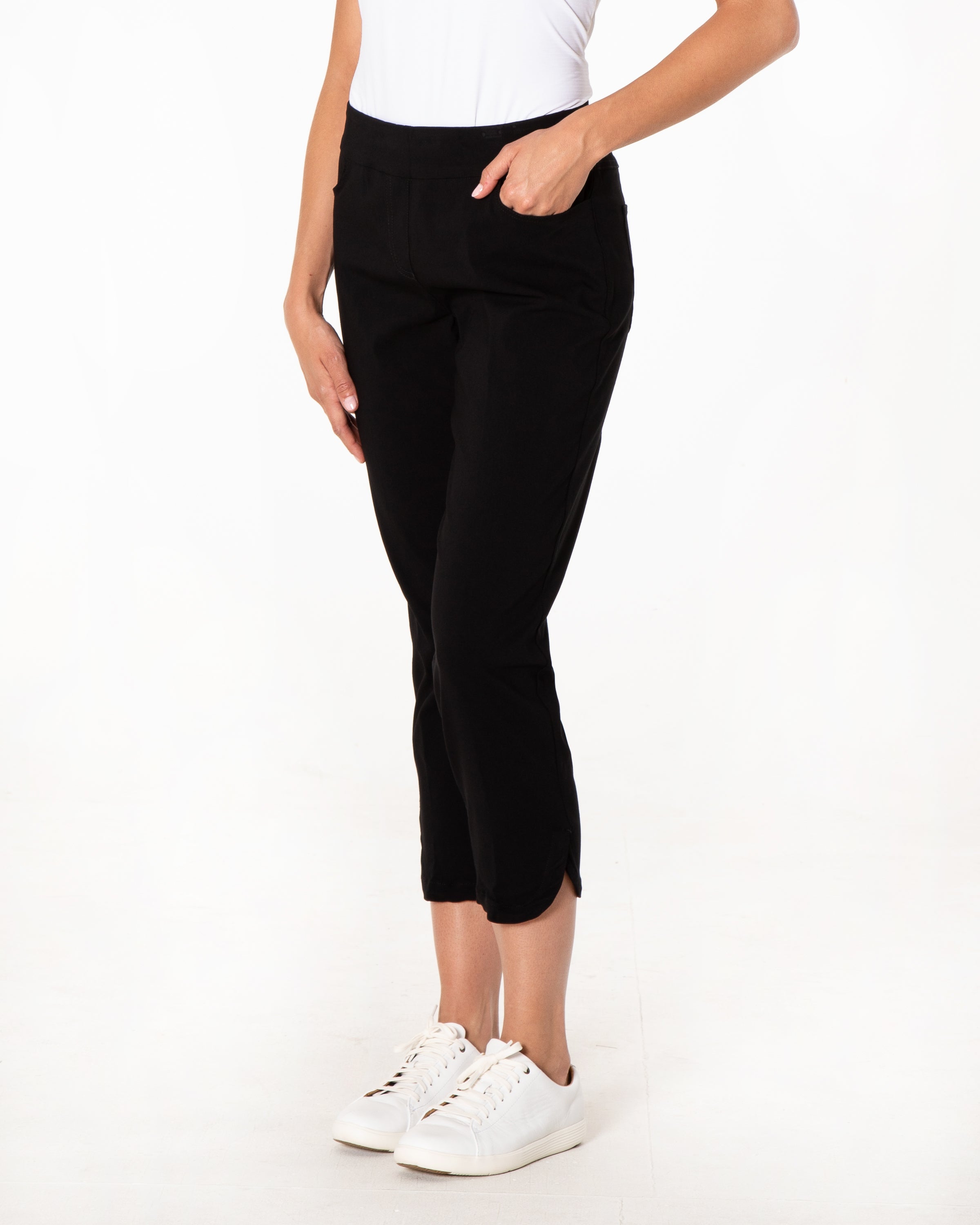 Dolphin Hem Black Crop Pants
