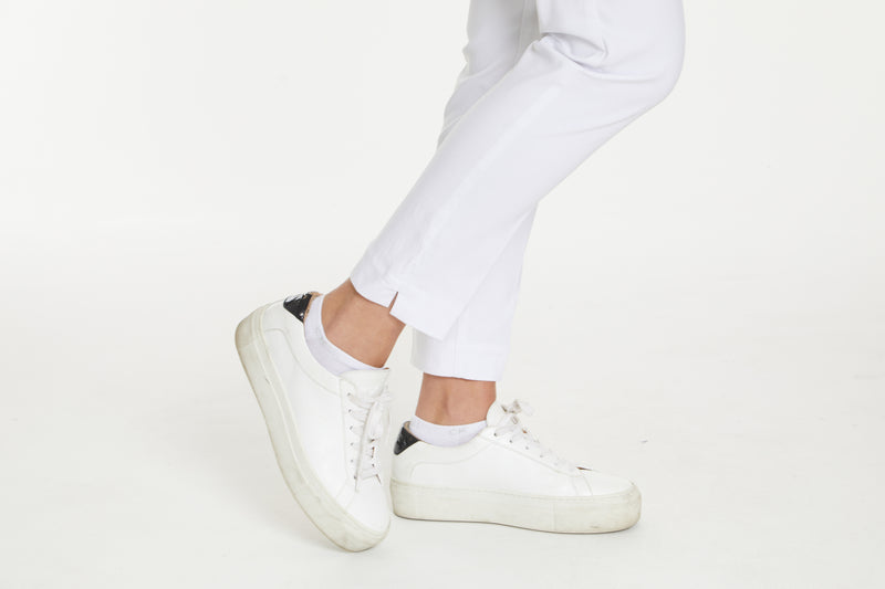 PULL ON NARROW LEG PANT - White