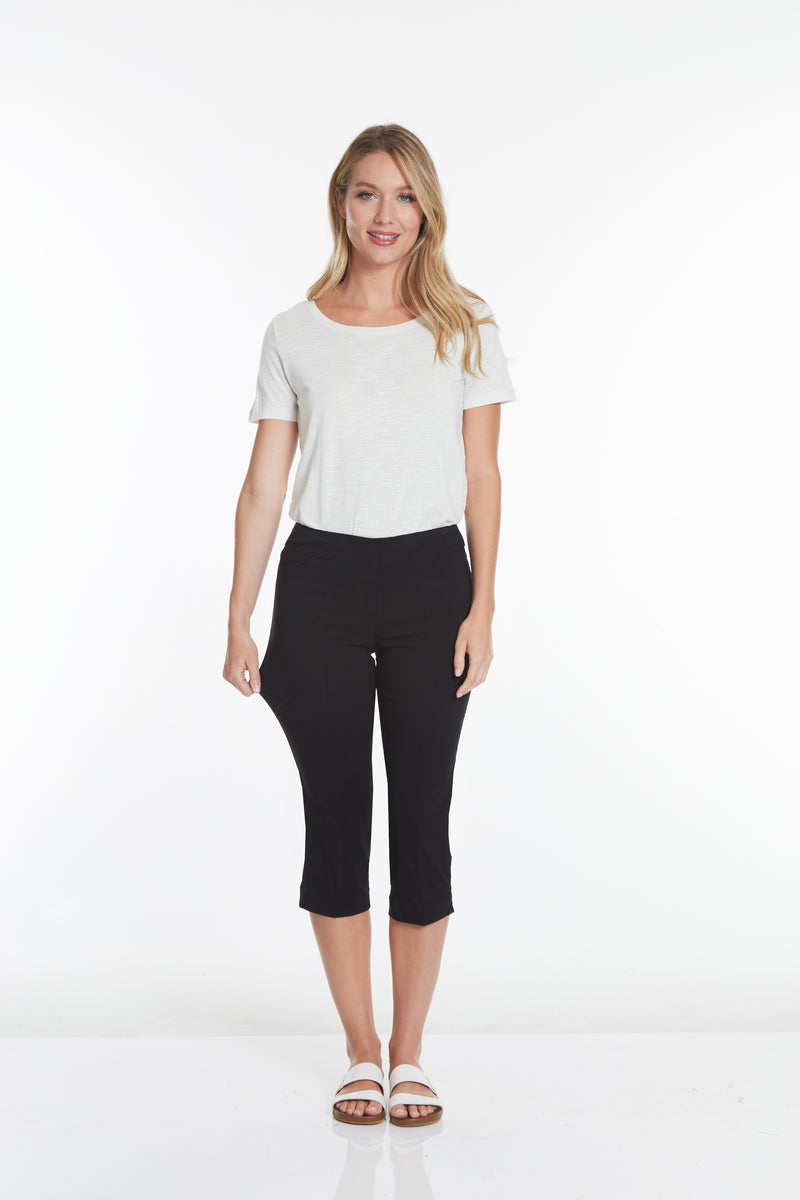 Pull On Black Capri Pants With Pockets