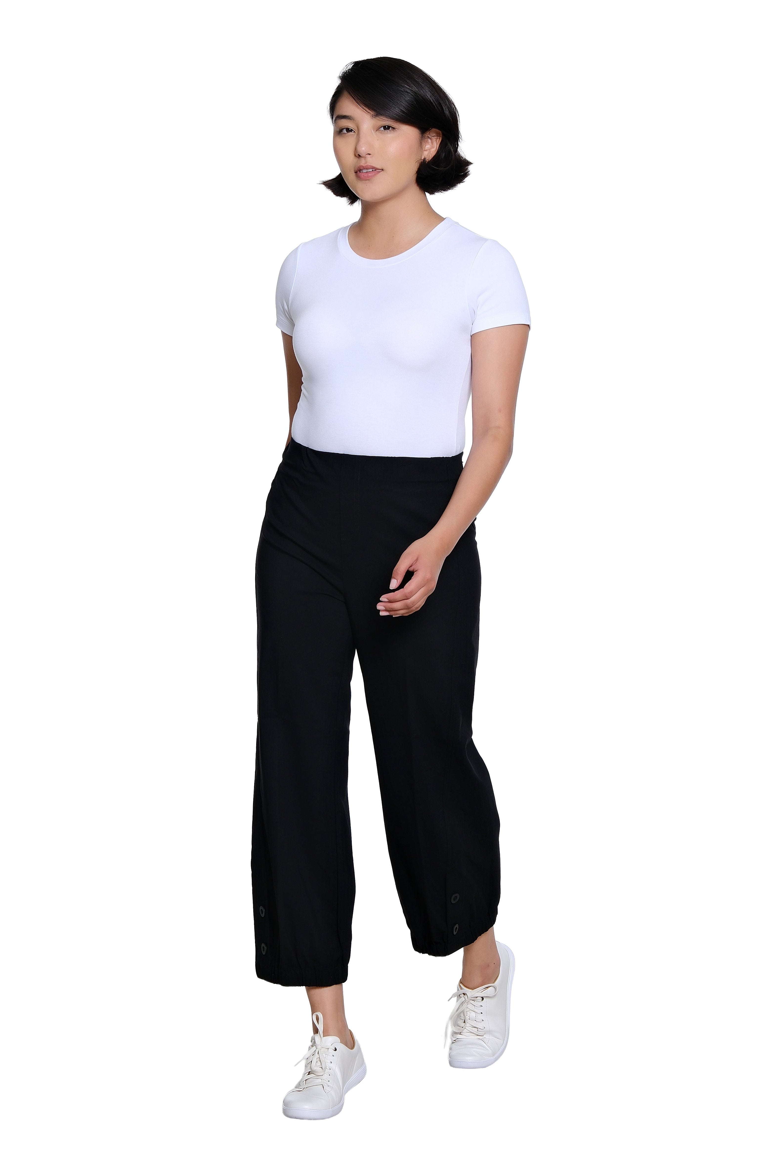 Elastic Waist Faux Button Vent Elastic Hem Wide Leg Woven Crop Pant - Black