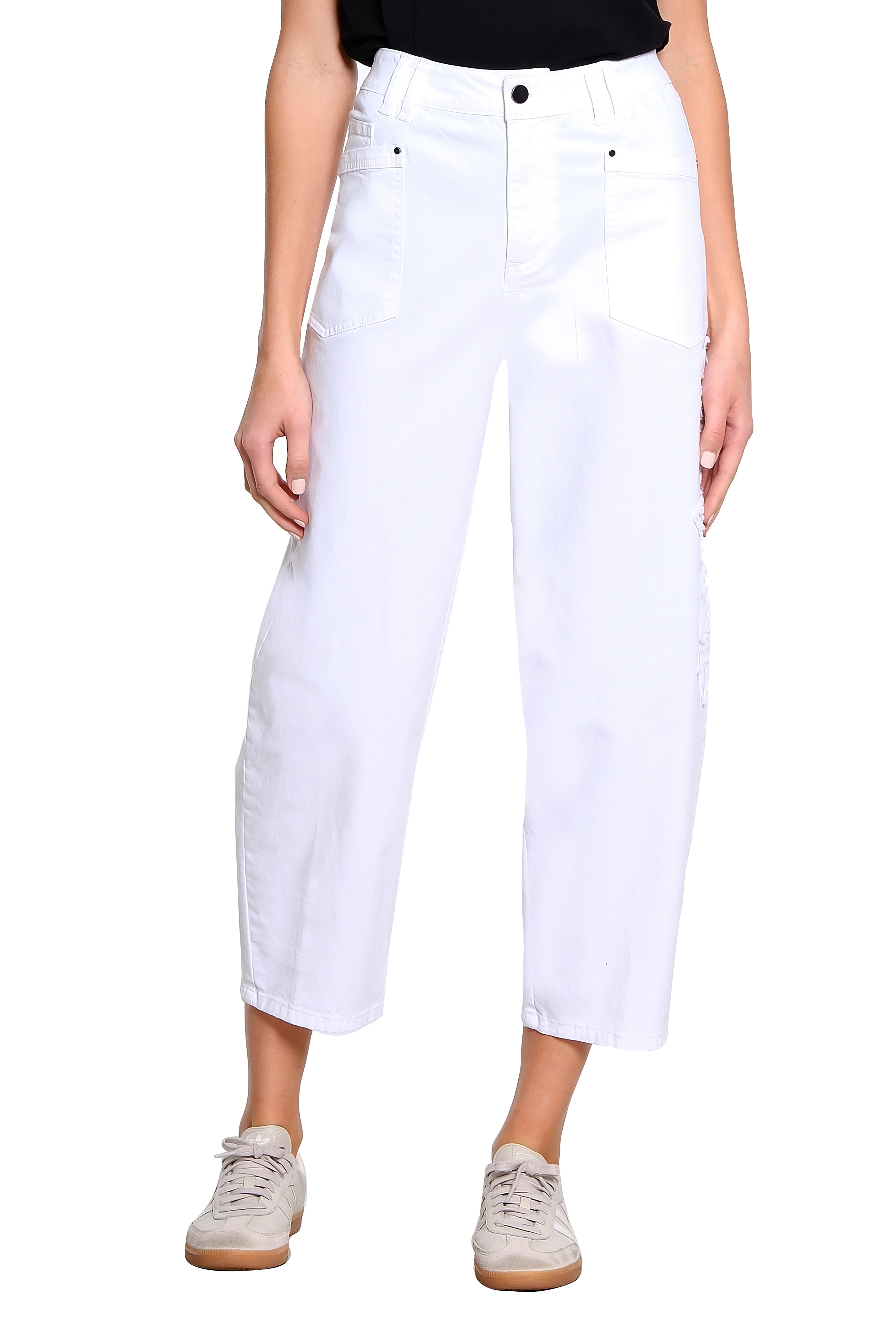 Tapered Leg Ankle Jean – White