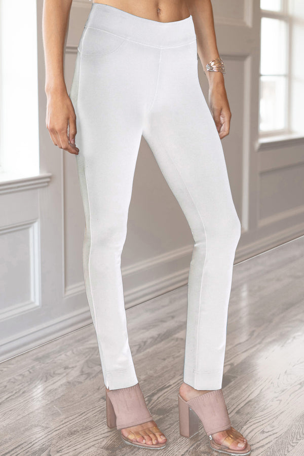 Slimsations, Women's Pull On Capri Pant in White